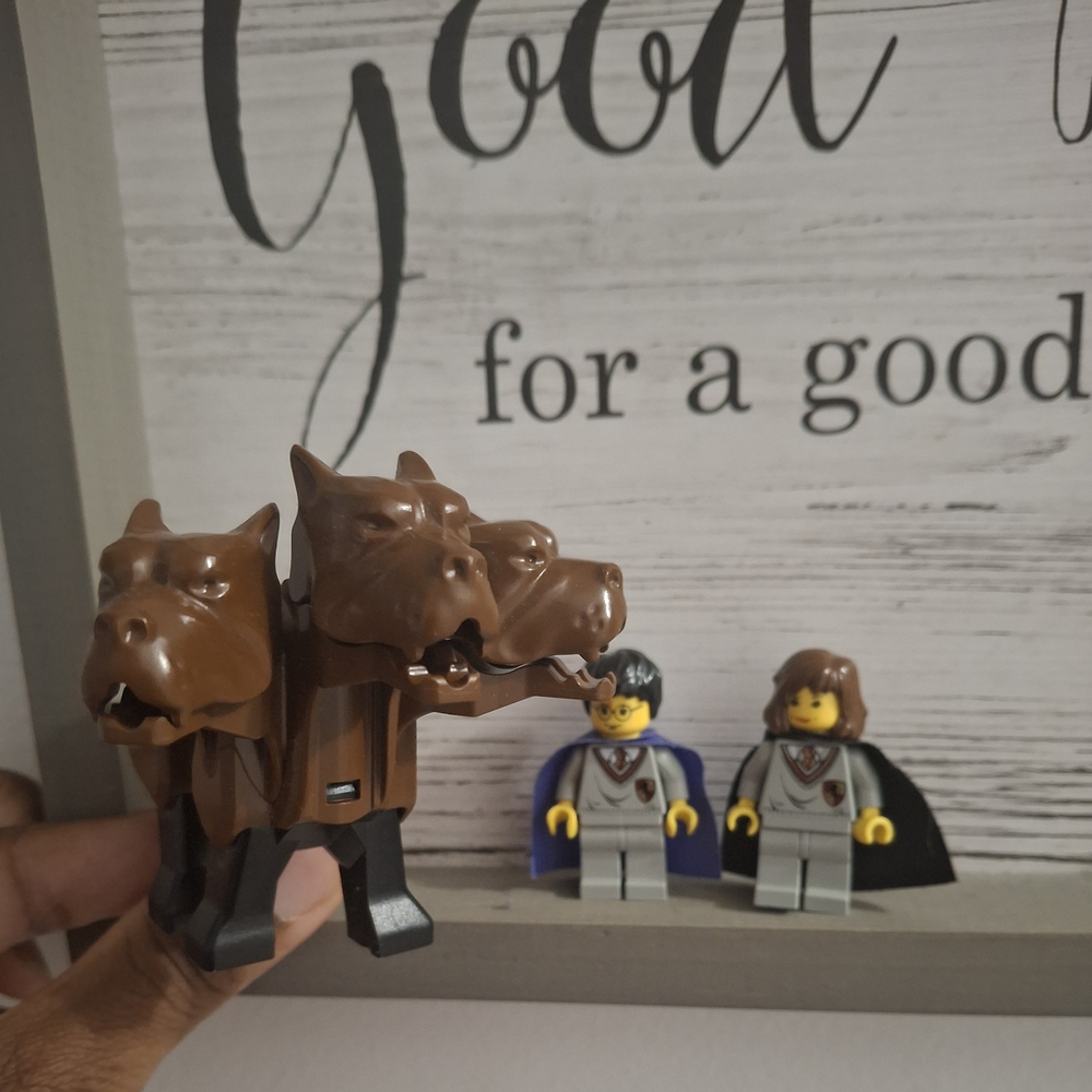 LEGO Three-Headed Dog and Minifigures Set